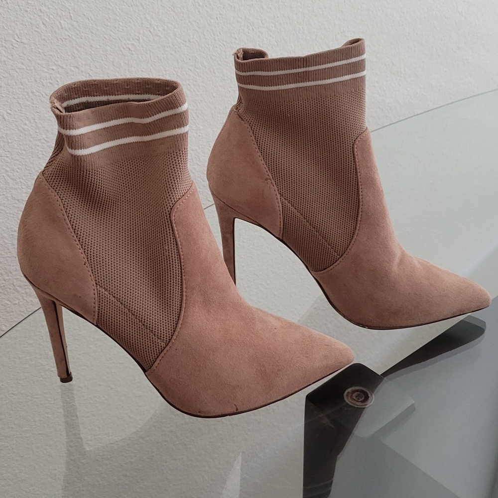 Steve Madden Emilia Brown Blush White Sock Booties - Picture 2 of 3